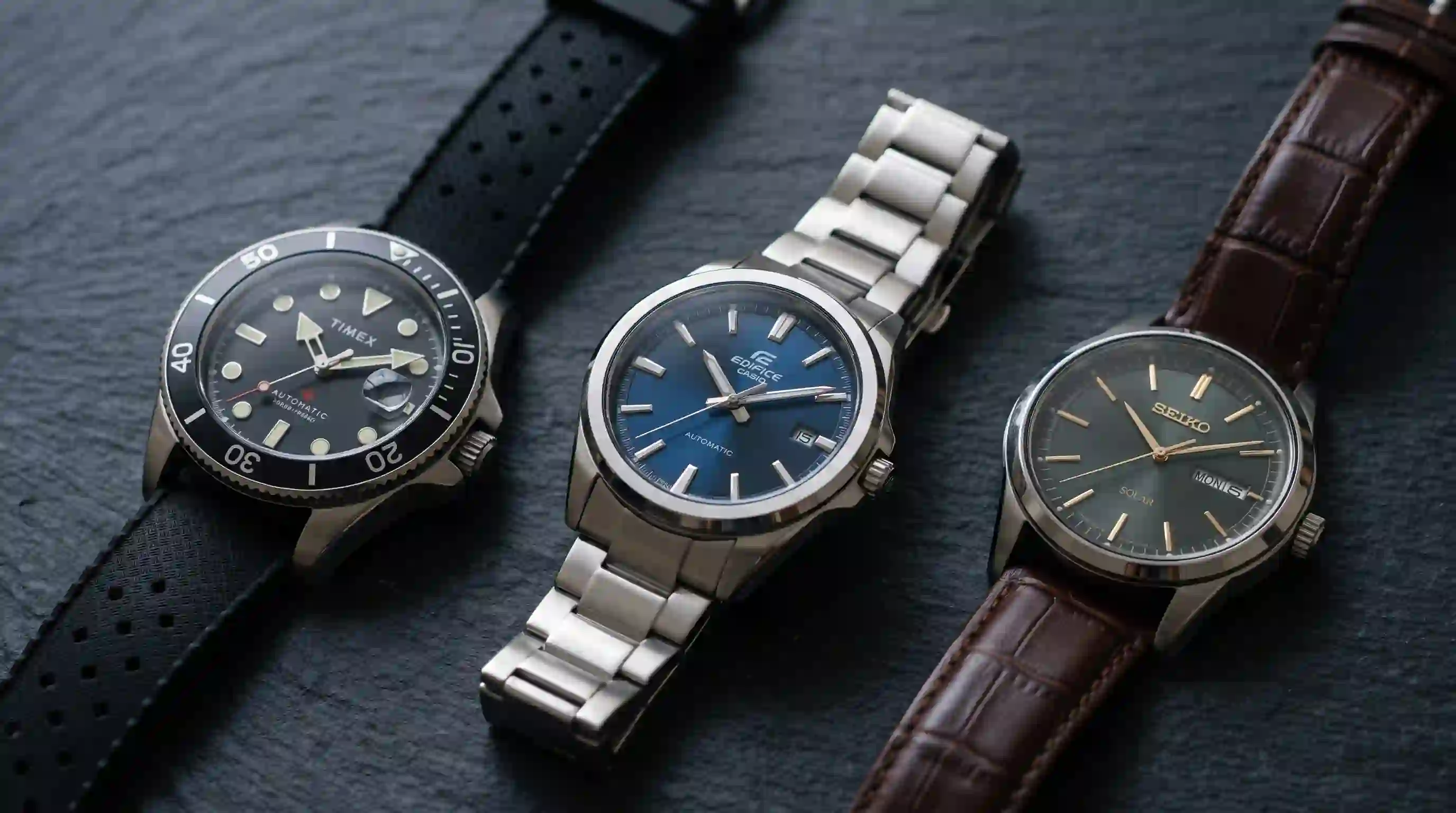 Timex Casio en Seiko horloge naast elkaar